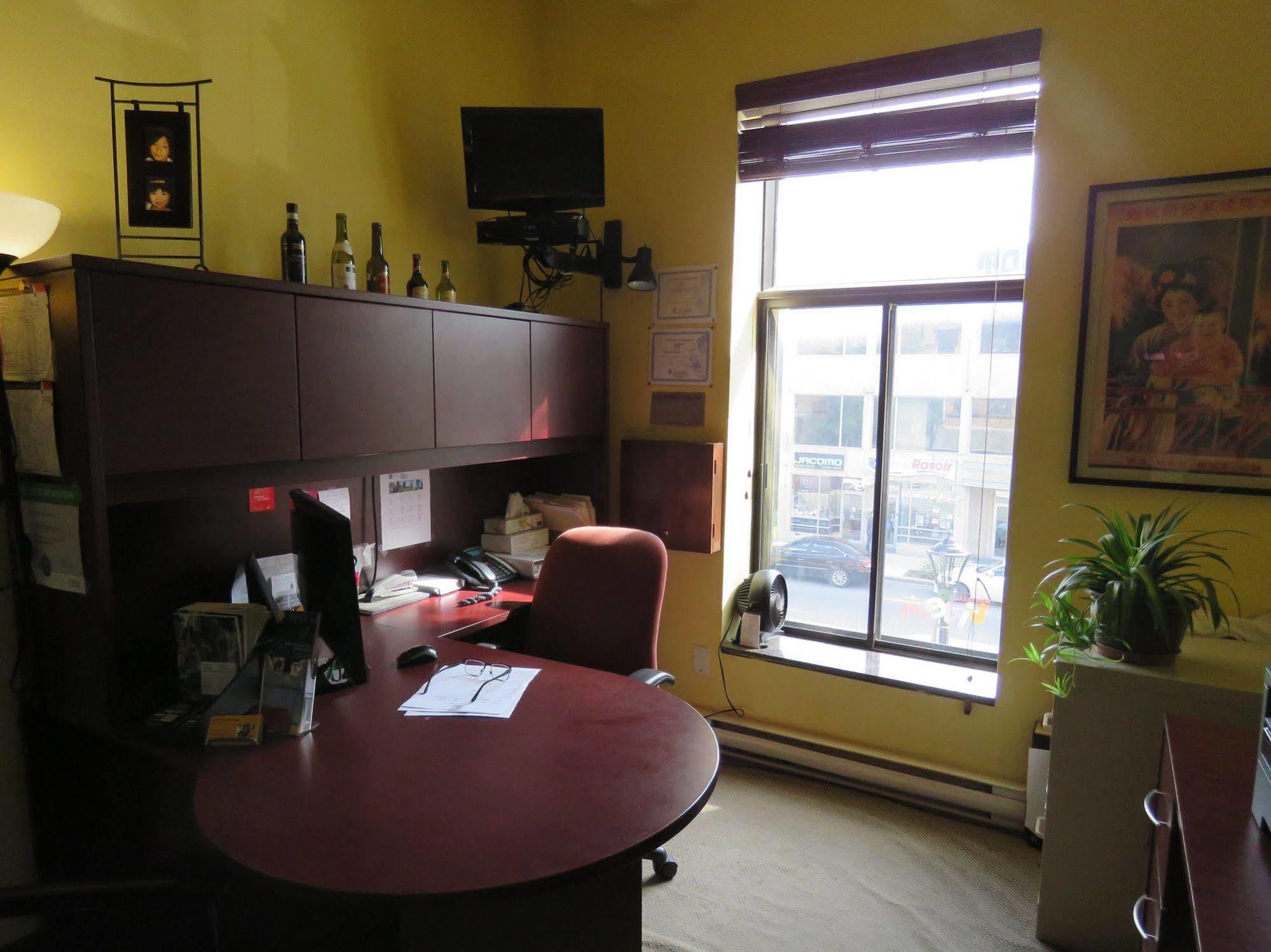 Anne Ma Soeur Anne Hotel Studio Монреал Екстериор снимка