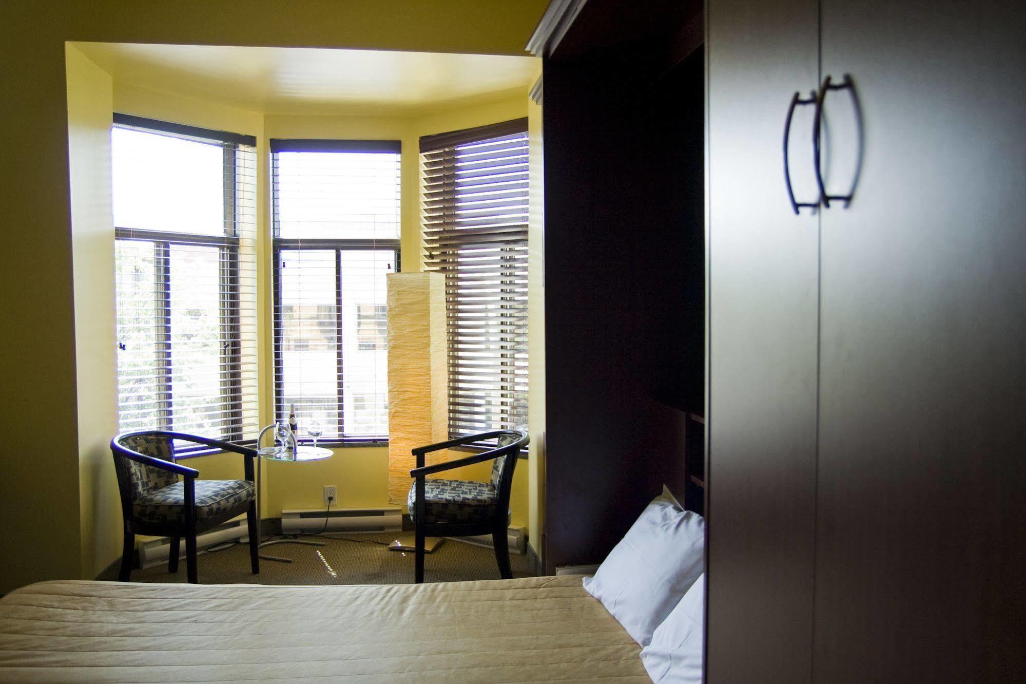 Anne Ma Soeur Anne Hotel Studio Монреал Екстериор снимка