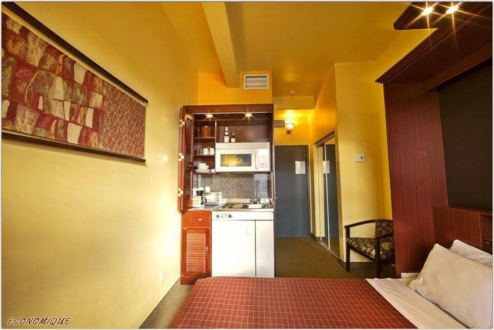 Anne Ma Soeur Anne Hotel Studio Монреал Екстериор снимка